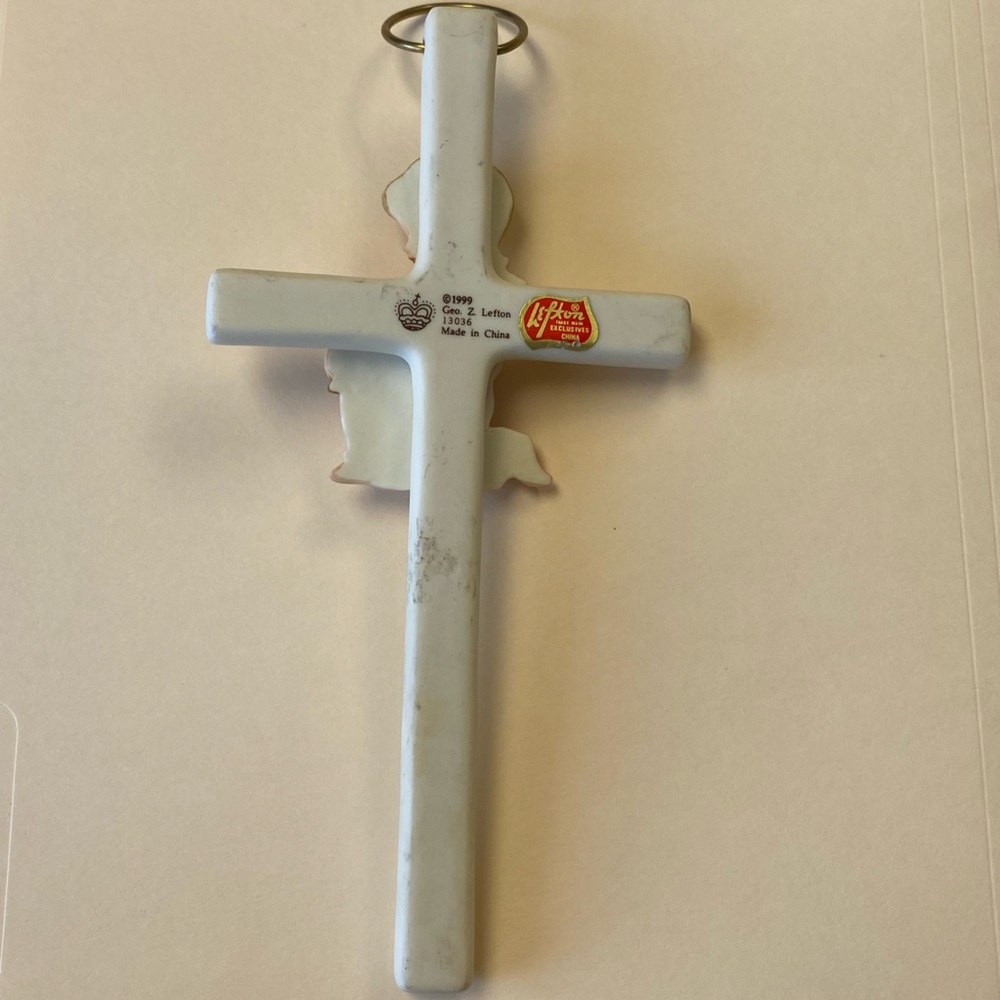 Vintage Ceramic Lefton 1999 Praying Communion Girl on Cross Hanging Wall Plaque - Picture 6 of 10